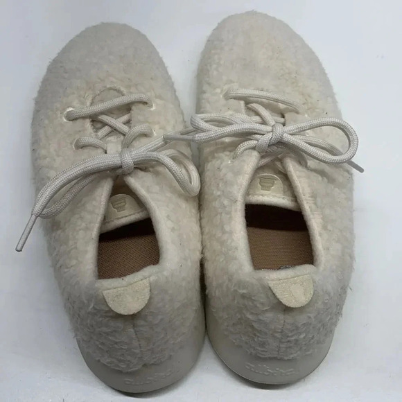 Allbirds Fluffs Wool Runner Sneakers Shoes Sherpa Wool White Womens Size 11 - Picture 3 of 9